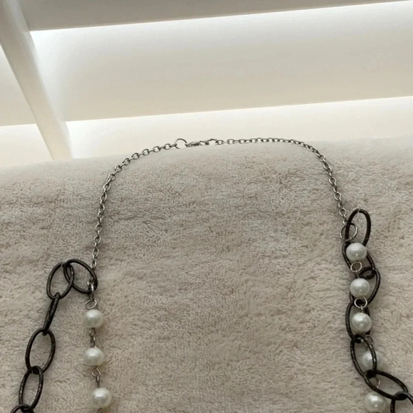 Necklace - Picture 2 of 6